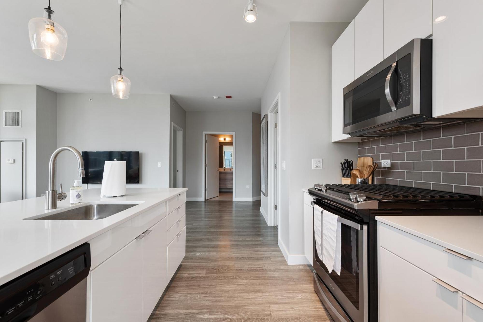 Aurelien Spacious Apartments In The Heart Of Gold Coast Chicago Exterior photo