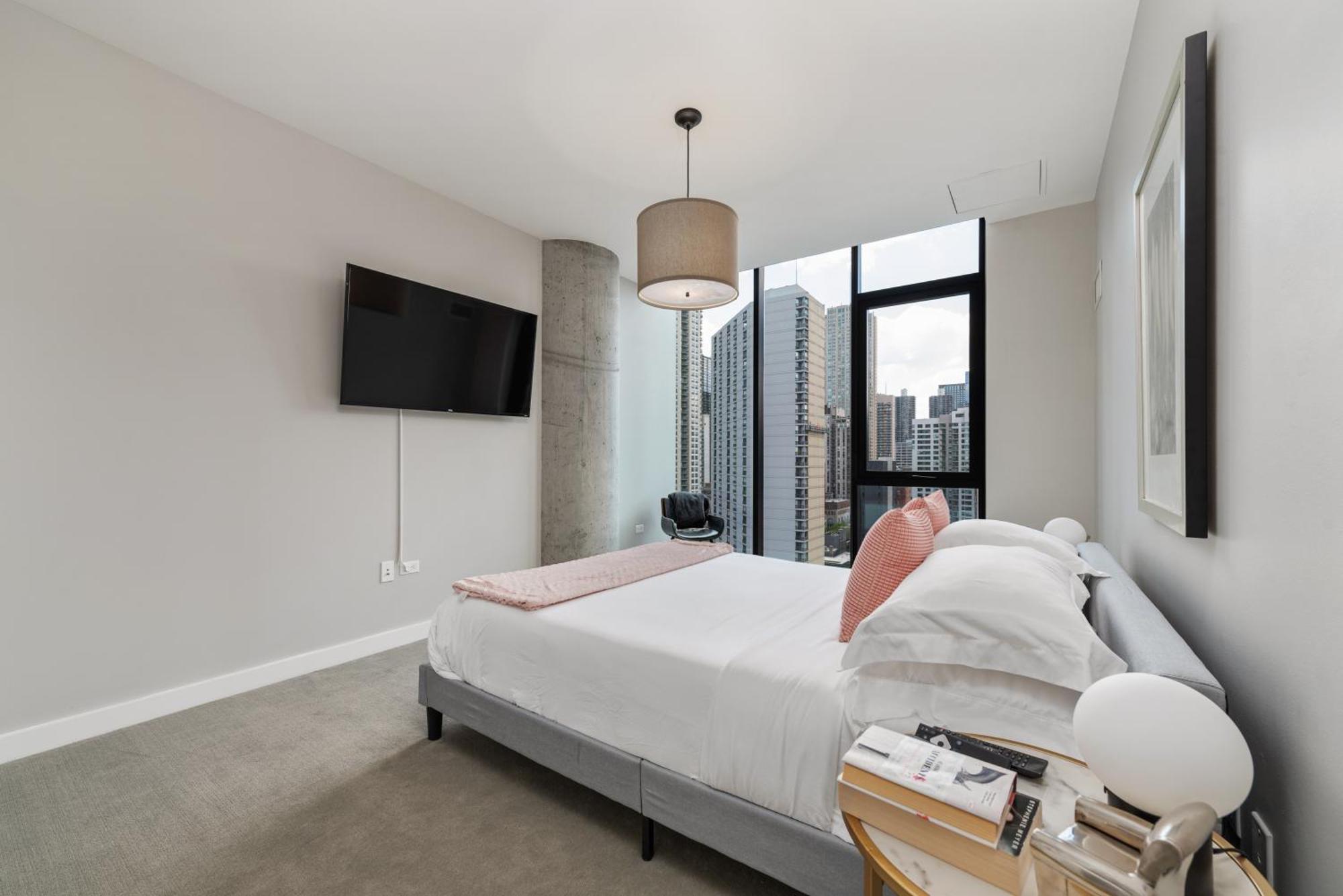 Aurelien Spacious Apartments In The Heart Of Gold Coast Chicago Exterior photo