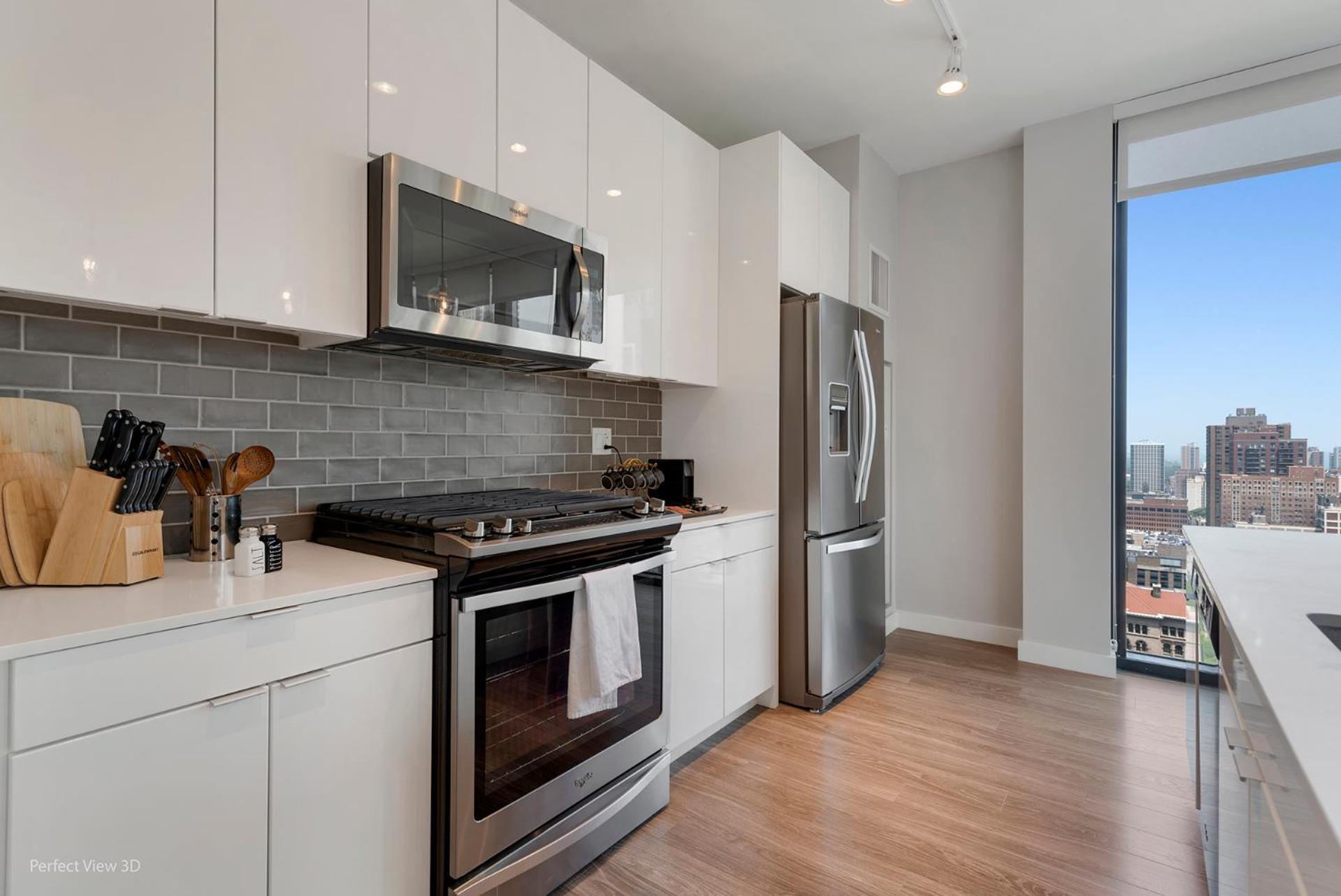 Aurelien Spacious Apartments In The Heart Of Gold Coast Chicago Exterior photo