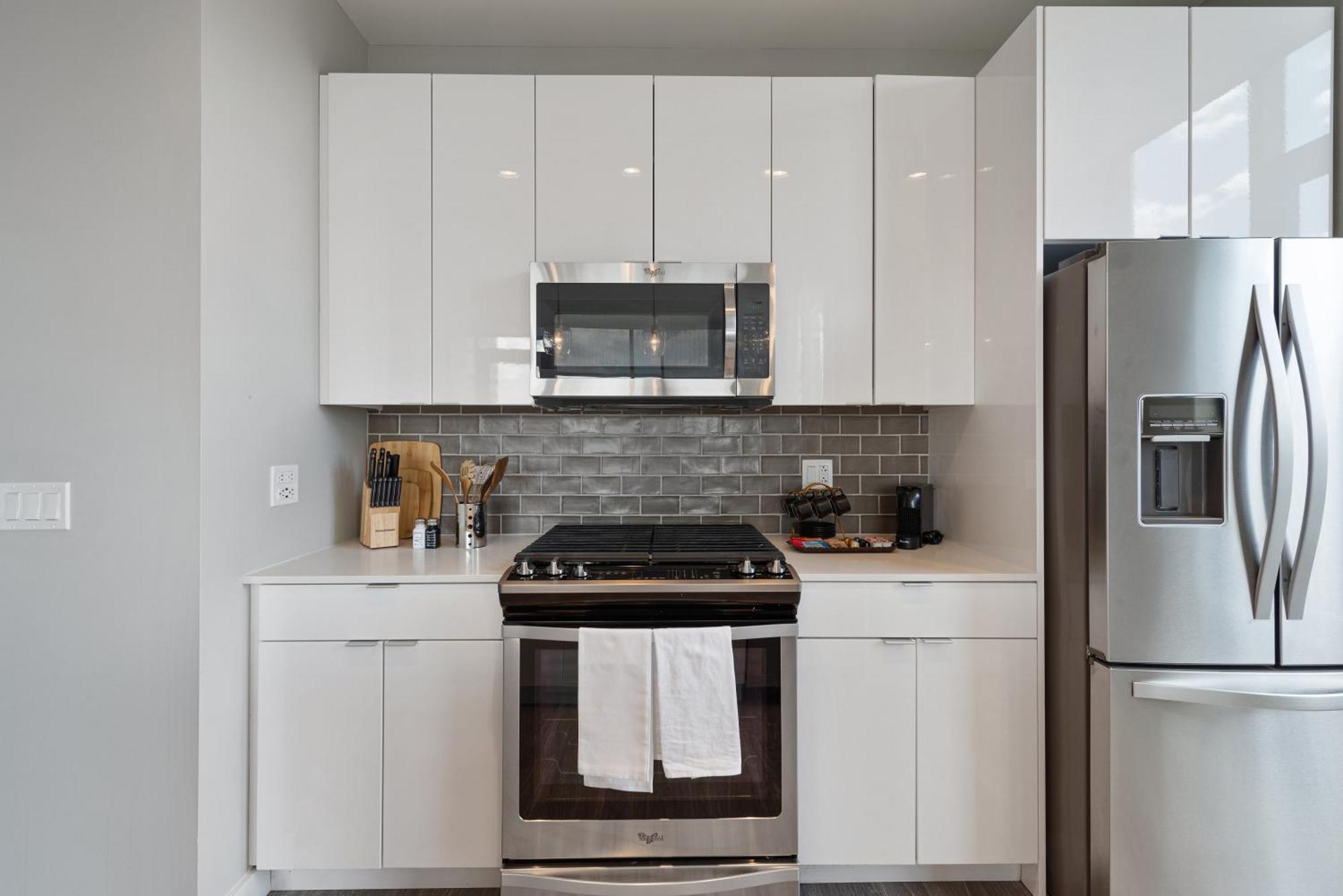 Aurelien Spacious Apartments In The Heart Of Gold Coast Chicago Exterior photo
